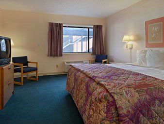 Days Inn Chicopee Room photo